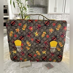 Authentic GUCCI GG Supreme Childrens Beetle backpack bag